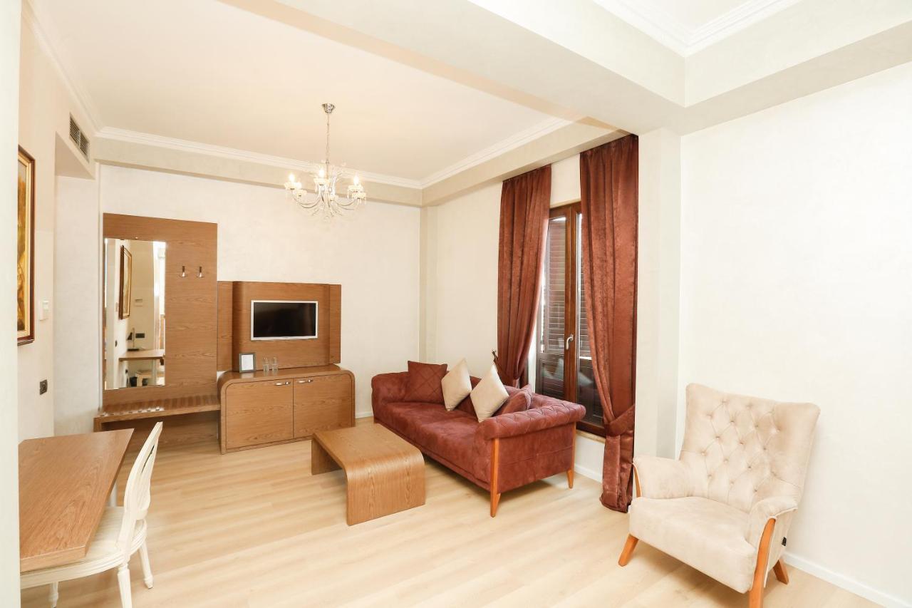 Oxford 4* Tirana